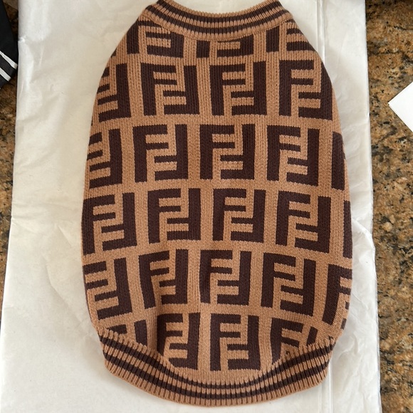 New beautiful luxury dog sweater - Picture 1 of 5